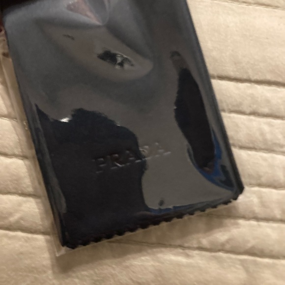 Prada SPR022V Black Butterfly Sunglasses with Case and box - Picture 3 of 12